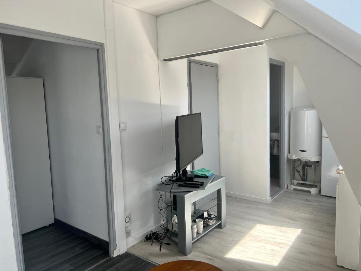 Appartement Prive Calais Bagian luar foto